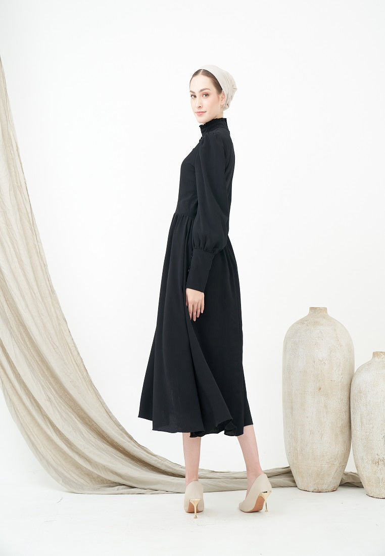 Dahayu Midi Dress Black